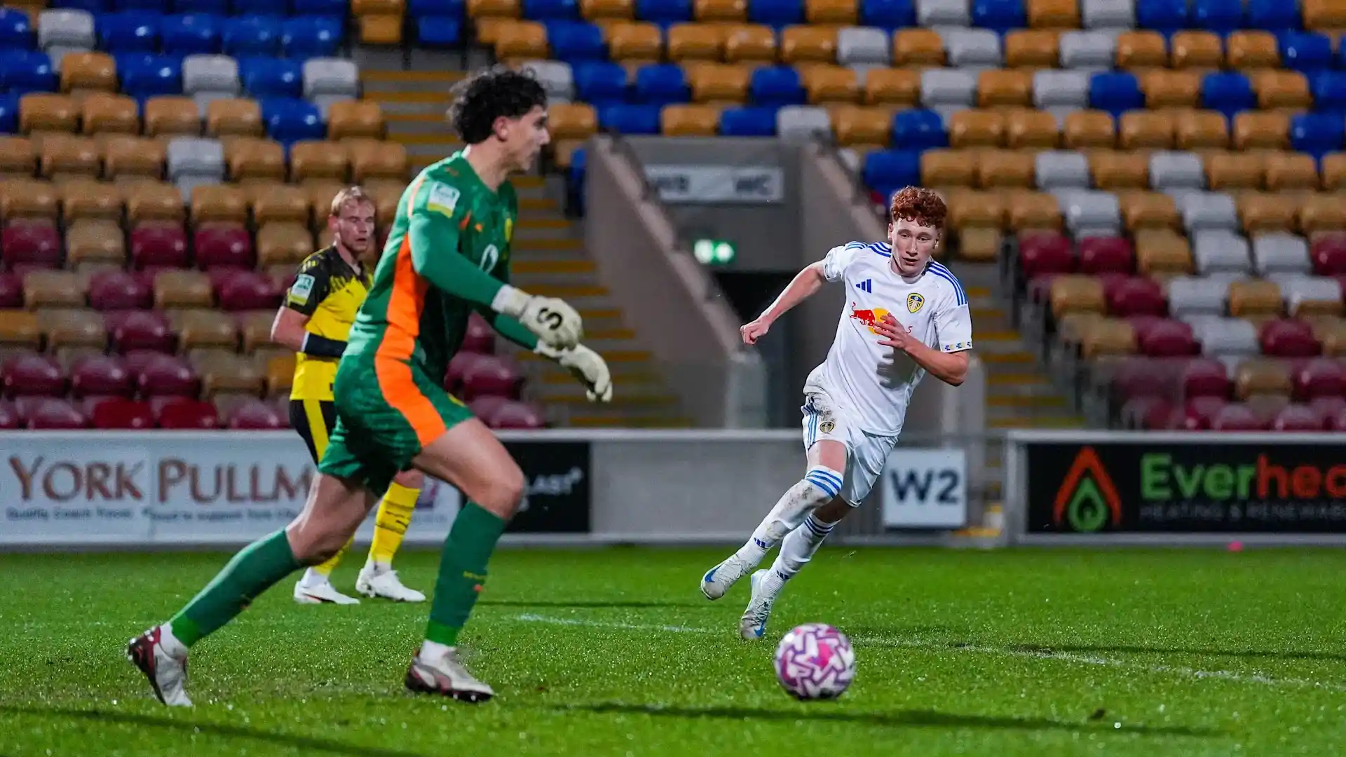 resized-MB_Leeds_United_U21_Borussia_Dortmund_II_20251216_193431_797.webp
